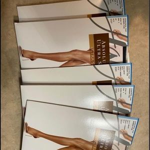 Hanes hose 5 pair control top jet and barely there